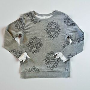 St. John's Bay Gray Patterned Sweatshirt